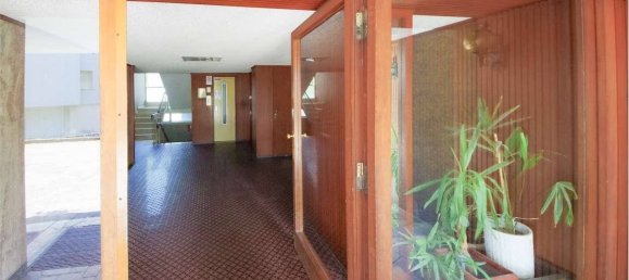 1 bedroom Apartment in Lurago d'Erba, Italy No. 315427 4