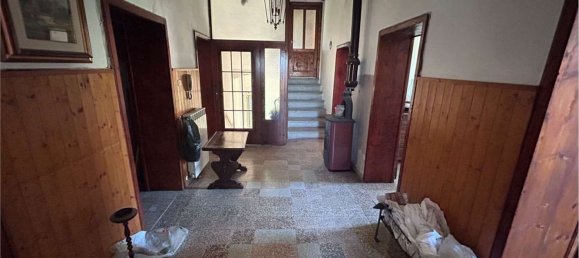 450m² Building in Roccastrada, Italy No. 277815 6