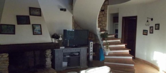 Вилла с 5 спальнями в Помеция, Италия № 352542 6