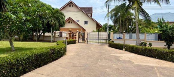 Дом с 4 спальнями в Банг Саре, Таиланд № 60188 3