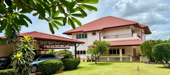 Дом с 4 спальнями в Банг Саре, Таиланд № 60188 2