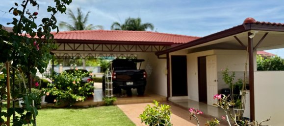 Дом с 4 спальнями в Банг Саре, Таиланд № 60188 4