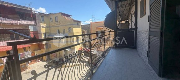 3 rooms Apartment in Arzano, Italy No. 315858 8