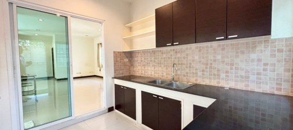 3 chambres Maison à Saraphi, Thailand No. 59322 7