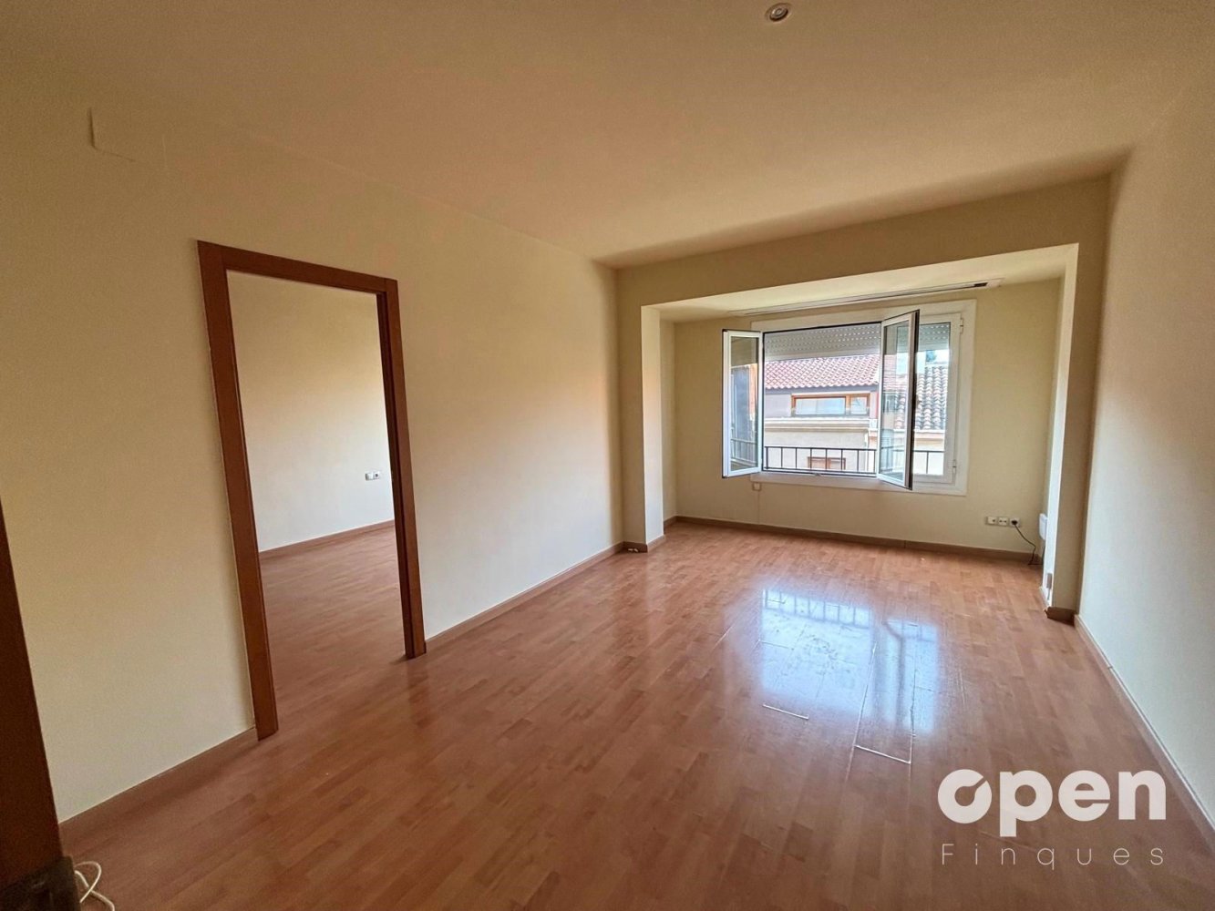 3 bedrooms Apartment in Terrassa, Spain No. 164134