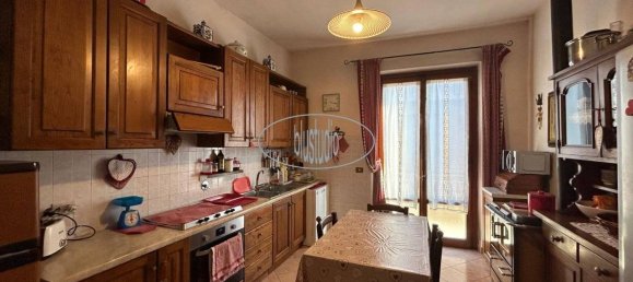 Квартира с 3 спальнями в Кастельфранко Пьяндиско, Италия № 151917 10