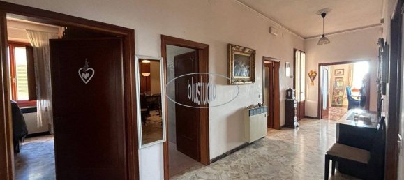 Квартира с 3 спальнями в Кастельфранко Пьяндиско, Италия № 151917 11