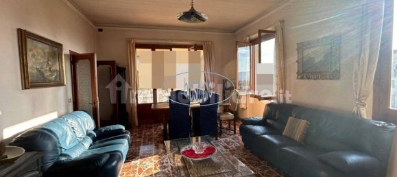 Квартира с 3 спальнями в Кастельфранко Пьяндиско, Италия № 151917 6