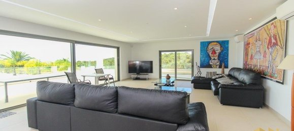 5 Schlafzimmer Villa in Alvor, Portugal, Nr. 240558 13