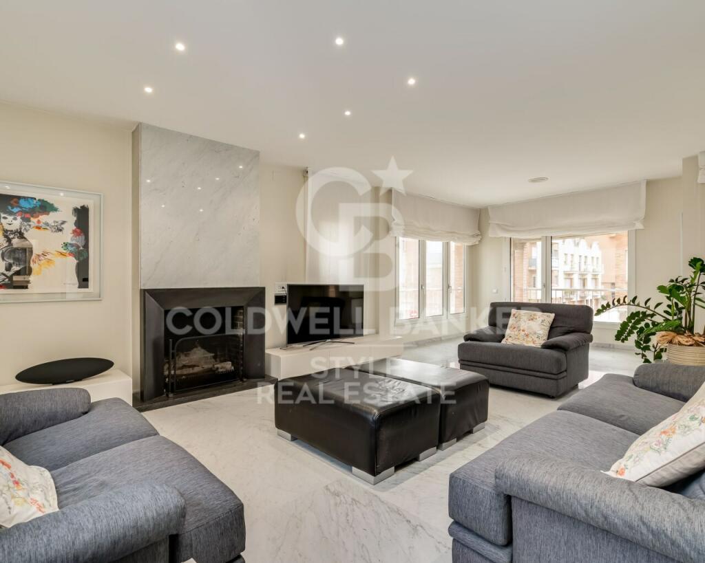 4 غرف نوم قلاع في Sabadell, Spain رقم 83387