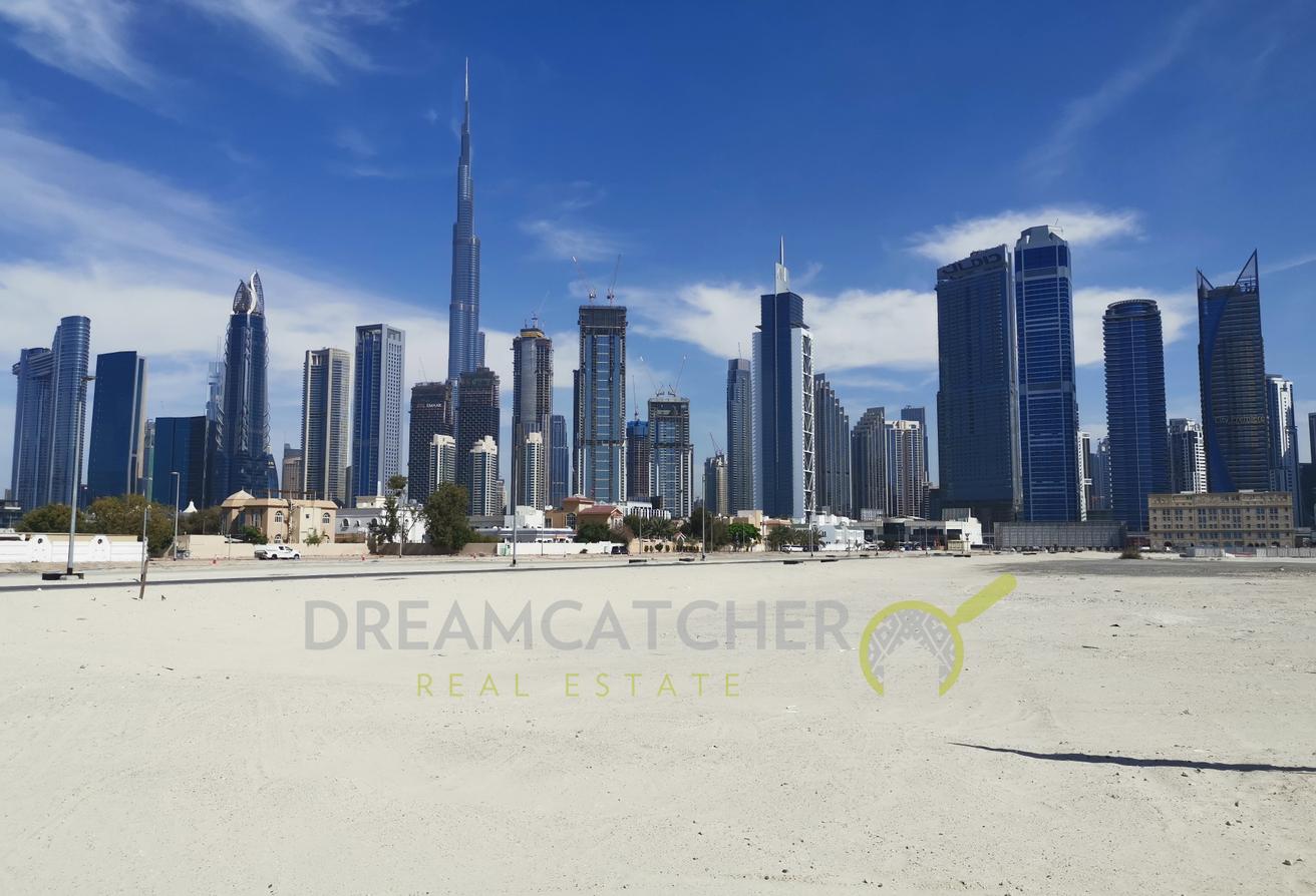 930.23m² Land in Al Wasl, UAE No. 1441