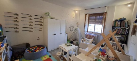 3 rooms Apartment in Prato, Italy No. 283024 12