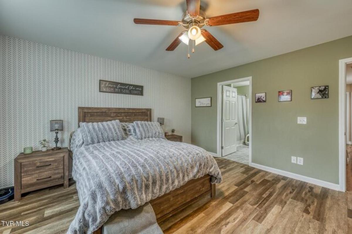 3 bedrooms House in Bristol, USA No. 371409