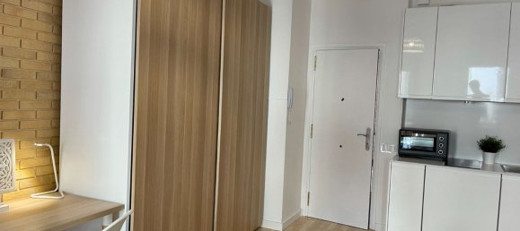 1 bedroom Apartment in Ciutat Vella, Spain No. 145129 6