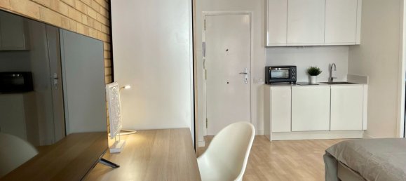1 bedroom Apartment in Ciutat Vella, Spain No. 145129 5