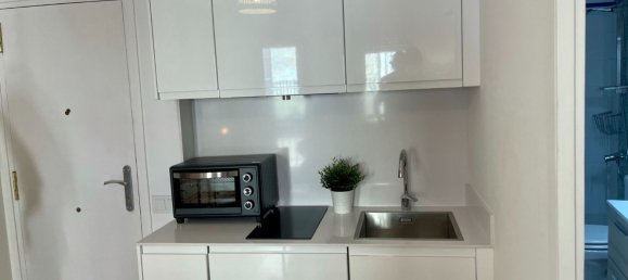 1 bedroom Apartment in Ciutat Vella, Spain No. 145129 8