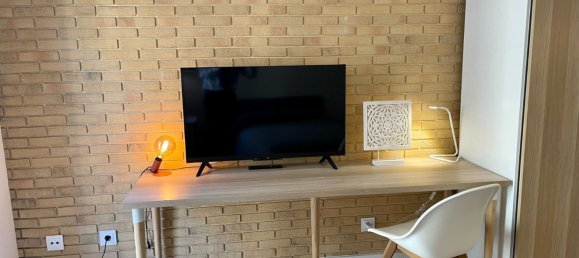 1 bedroom Apartment in Ciutat Vella, Spain No. 145129 4