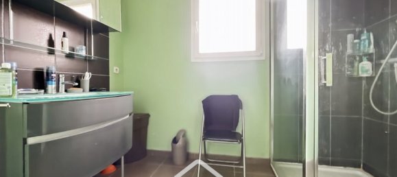 Casa de 5 dormitorios en Francheville, France No. 206358 6