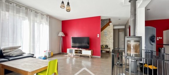 Casa de 5 dormitorios en Francheville, France No. 206358 22