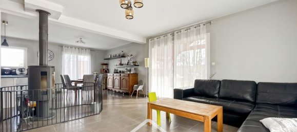 Casa de 5 dormitorios en Francheville, France No. 206358 23