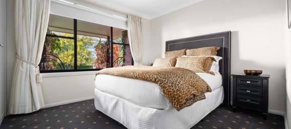 4 bedrooms House in West Bathurst, Australia No. 616 11