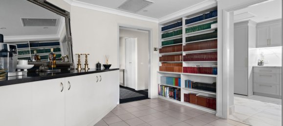 4 bedrooms House in West Bathurst, Australia No. 616 18