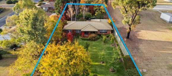 4 bedrooms House in West Bathurst, Australia No. 616 24