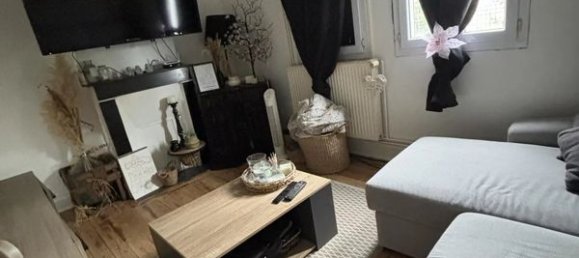 2 Schlafzimmer Haus in Laon, France, Nr. 243942 10