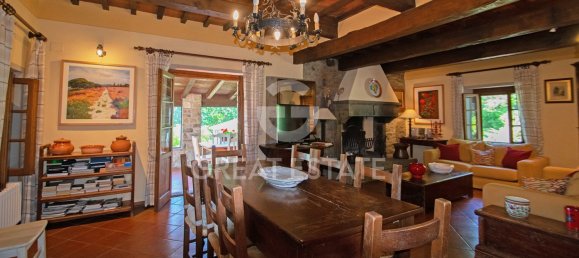 17 rooms House in Castel Focognano, Italy No. 258294 19