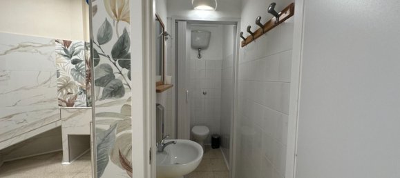 67m² Commercial property in Rome, Italy No. 327634 9