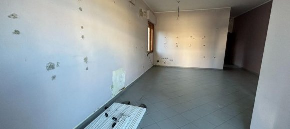 2 Schlafzimmer Wohnung in Montopoli in Val d'Arno, Italy, Nr. 365064 4