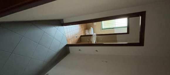 2 Schlafzimmer Wohnung in Montopoli in Val d'Arno, Italy, Nr. 365064 7