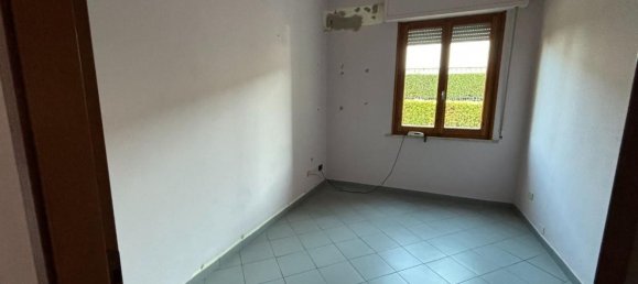 2 Schlafzimmer Wohnung in Montopoli in Val d'Arno, Italy, Nr. 365064 6