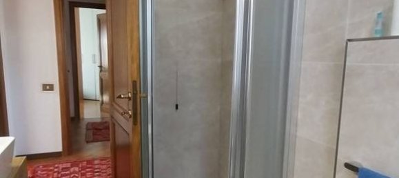 5 bedrooms Villa in Rome, Italy No. 11198 39