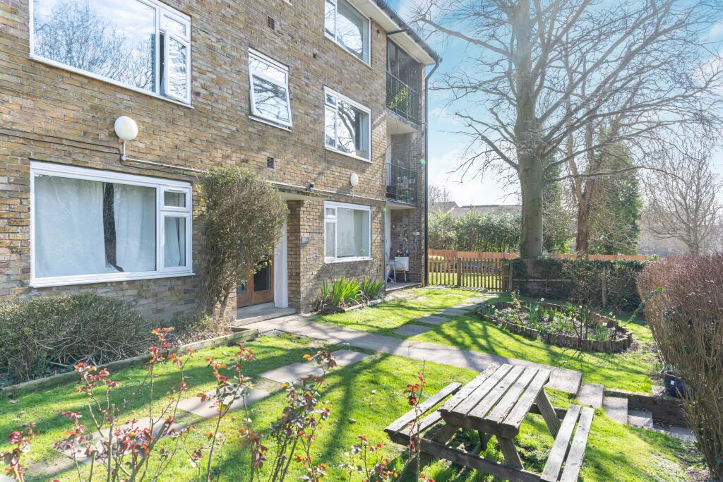 3 bedrooms Apartment in Beckenham, United Kingdom No. 971