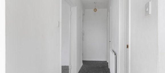 3 bedrooms Apartment in Beckenham, United Kingdom No. 971 18