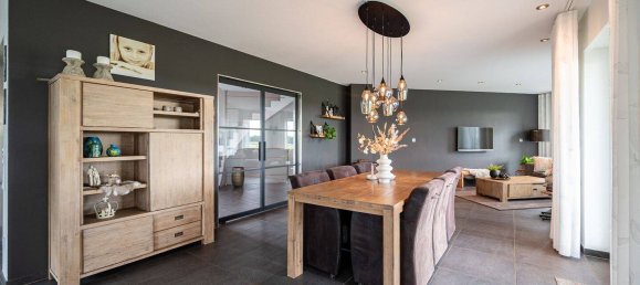 Коммерческая недвижимость с 5 спальнями в Хайнсберг, Германия № 354801 17