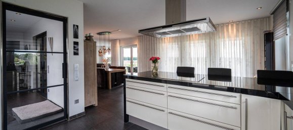 Коммерческая недвижимость с 5 спальнями в Хайнсберг, Германия № 354801 11