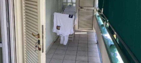 6-salle Appartement à Ottaviano, Italy No. 10284 24