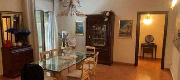 6-salle Appartement à Ottaviano, Italy No. 10284 16