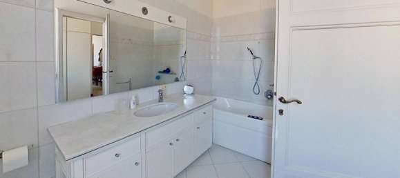 7 bedrooms Villa in Pisa, Italy No. 152305 50