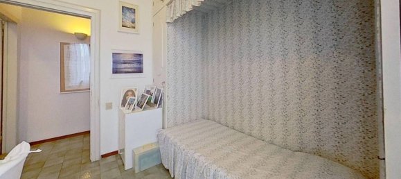 7 bedrooms Villa in Pisa, Italy No. 152305 16