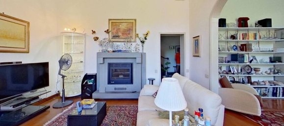 7 bedrooms Villa in Pisa, Italy No. 152305 39