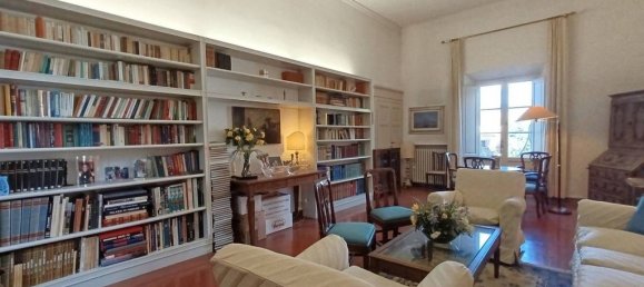 7 bedrooms Villa in Pisa, Italy No. 152305 21