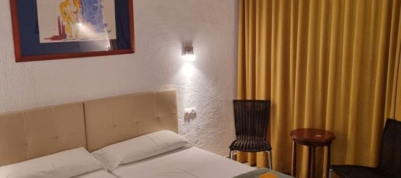 921m² Building in Palamos, Spain No. 186532 12