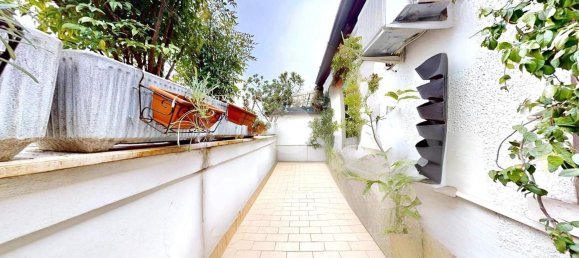 Квартира с 2 комнатами в Милан, Италия № 243602 30