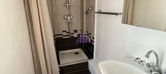 1 bedroom Apartment in Hyeres, France No. 349883 5