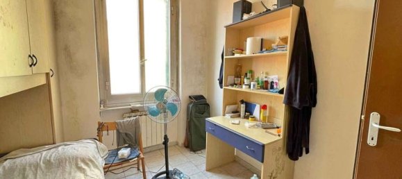 5-salle Appartement à Genoa, Italy No. 299787 4