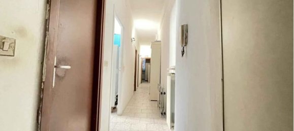 5-salle Appartement à Genoa, Italy No. 299787 7