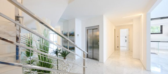 5 bedrooms Villa in Altea, Spain No. 171493 12